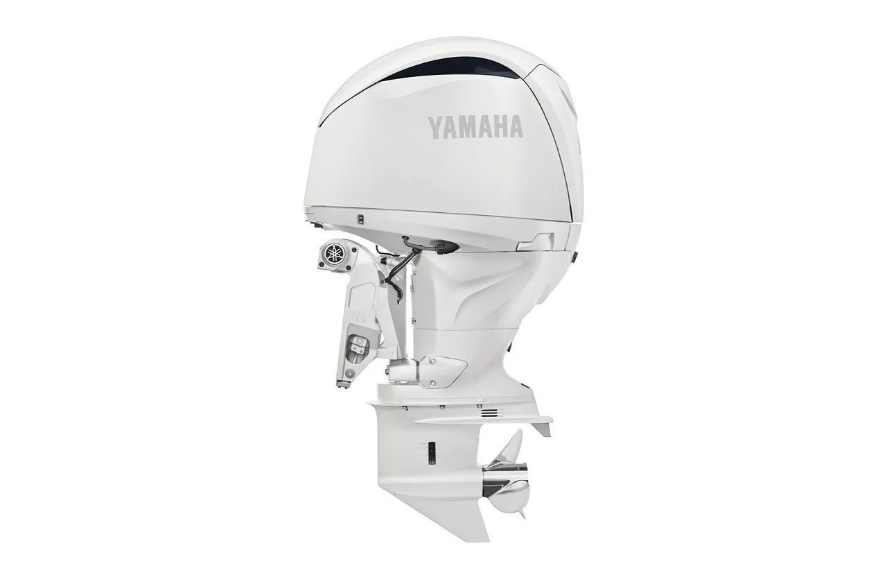 Yamaha F150XSA2 150HP in White DEC 25″ Shaft Standard Rotation