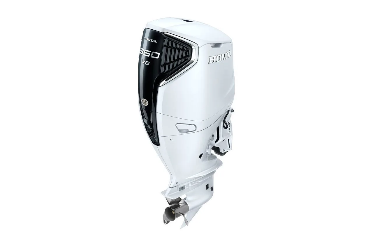 Honda BF350AUCDA 350HP – iST 30″ Shaft Counter Rotation in White