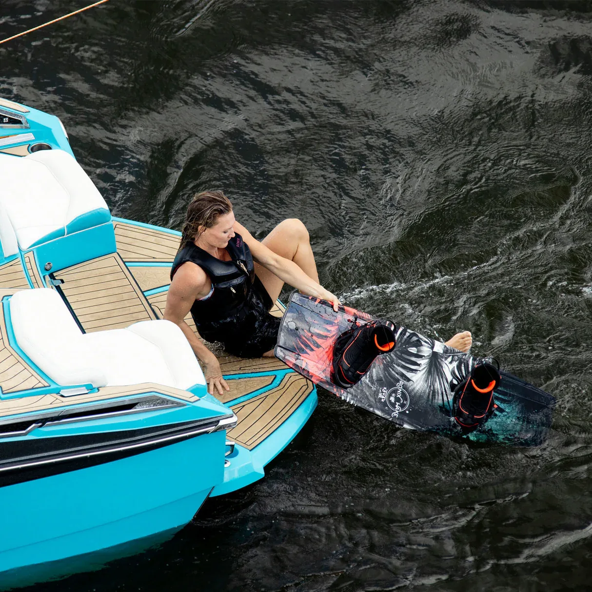 Ronix Women’s Krush Wakeboard w/ Luxe Bindings