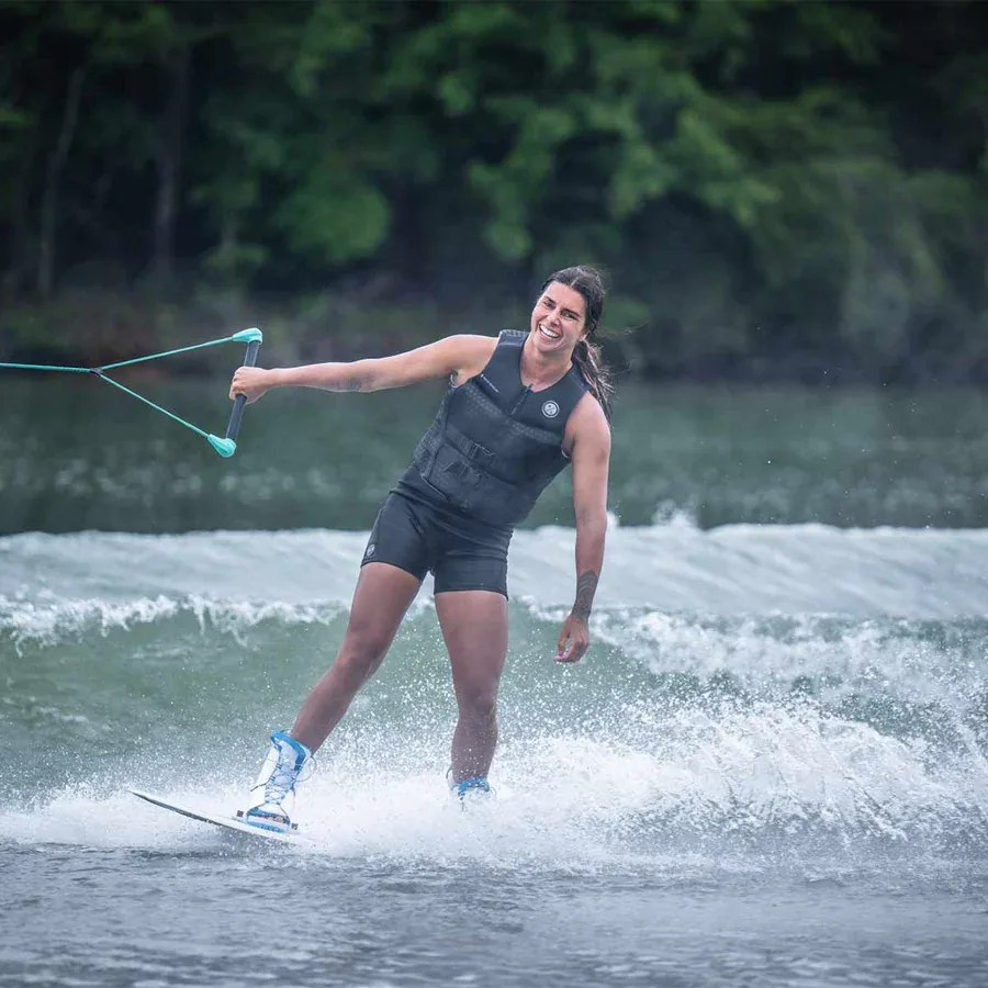 Hyperlite Women’s Divine Wakeboard w/ Allure Bindings
