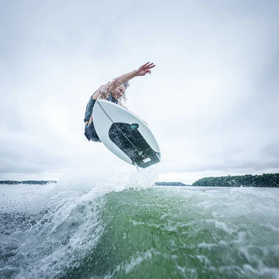 Hyperlite Buzzmatic Wakesurf Board