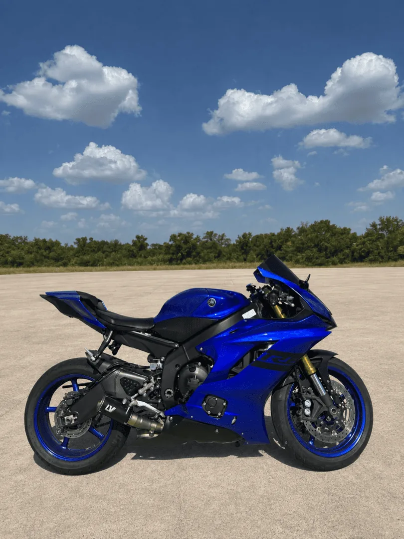 2019 Yamaha YZF-R6 (IN STORE)