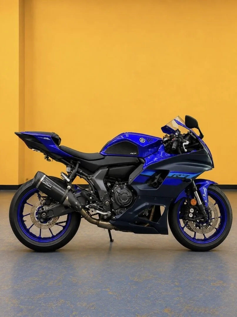 2024 YAMAHA YZF-R7 (IN STORE)