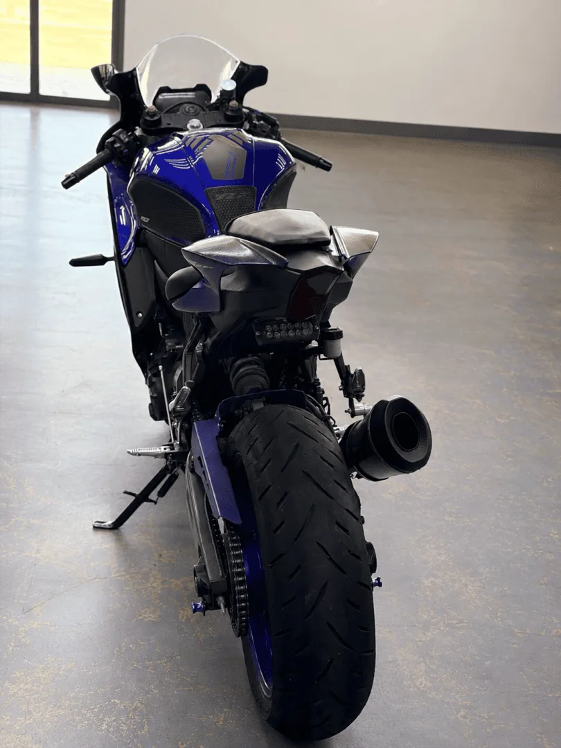 2024 YAMAHA YZF-R7 (IN STORE)