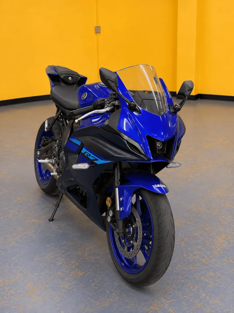 2024 YAMAHA YZF-R7 (IN STORE)