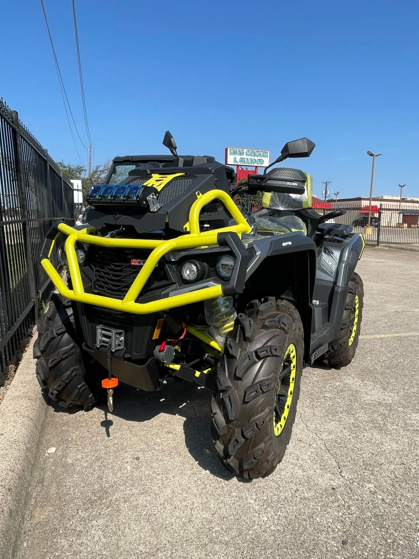 AOdes Pathcross 1000LX Mud Pro (In Store)