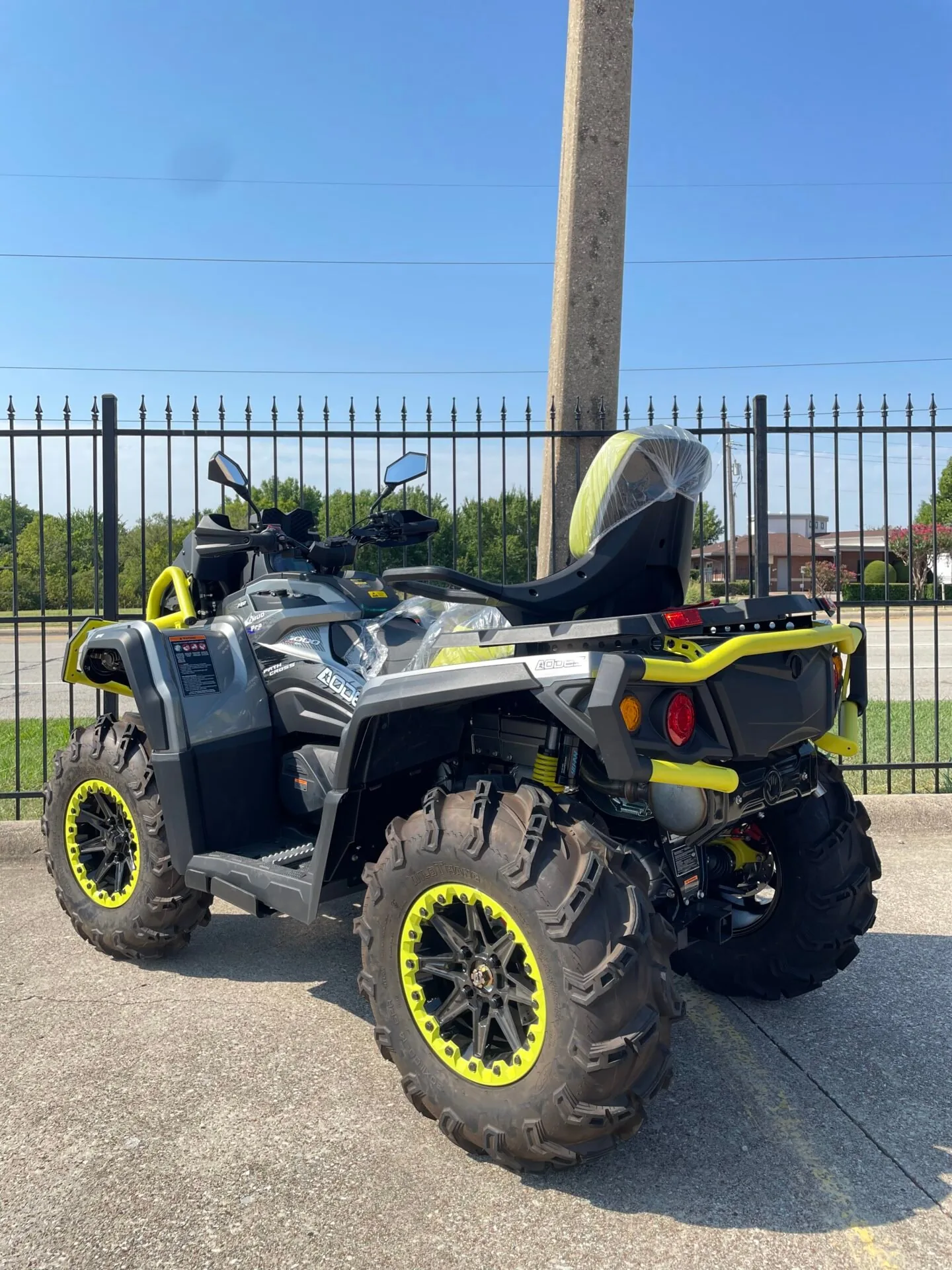 AOdes Pathcross 1000LX Mud Pro (In Store)
