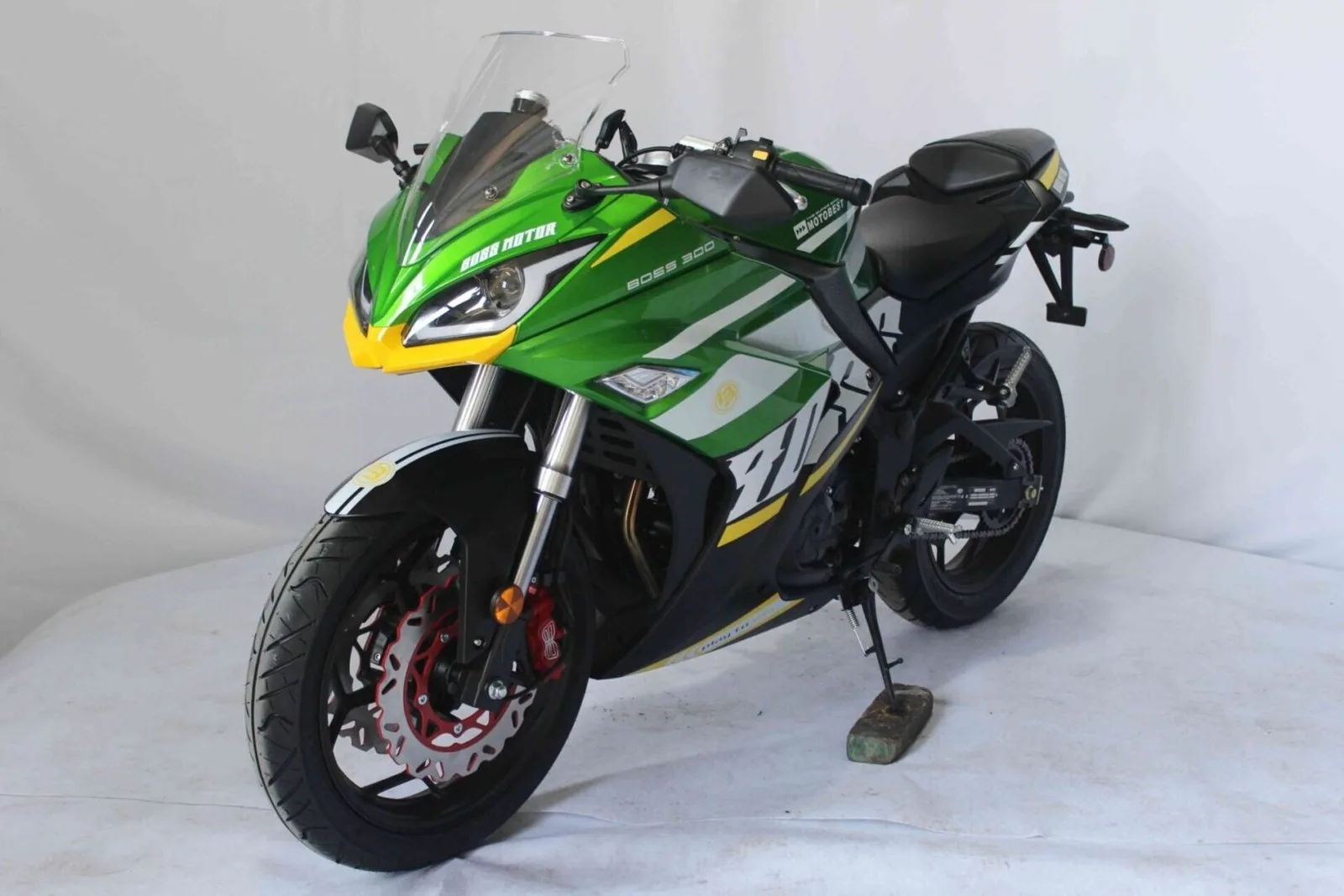 DongFang DF300RTS 300cc EFI Sports Motorcycle, 6+N Gear, 4-Stroke, Single Cylinder, Air-Cooled, 17” Wheels