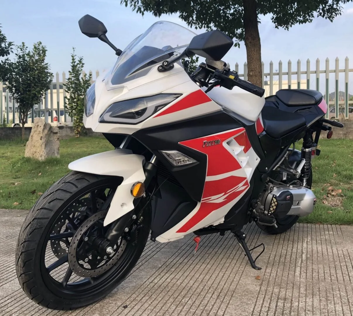 Vitacci Falcon 250cc Street Legal Sports Bike, Automatic Transmission, Single Cylinder, Water-Cooled, Electric Start