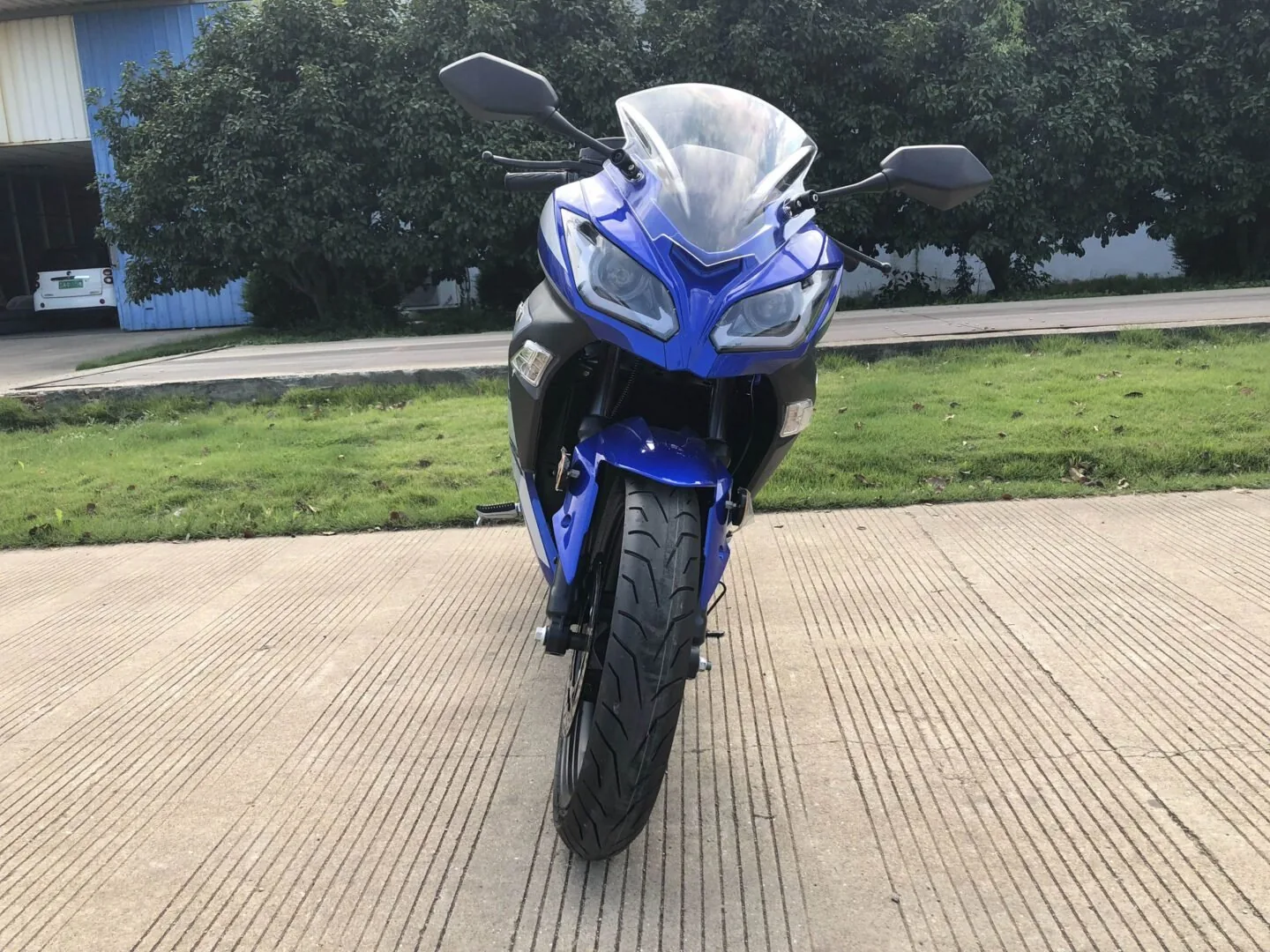 Vitacci Falcon 250cc Street Legal Sports Bike, Automatic Transmission, Single Cylinder, Water-Cooled, Electric Start