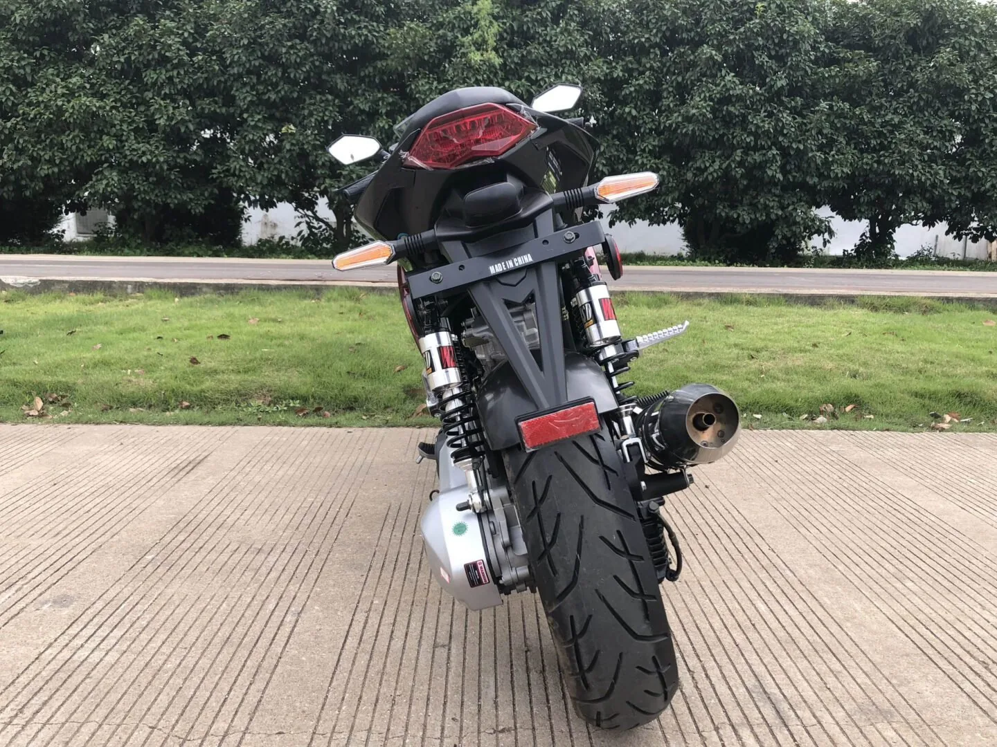 Vitacci Falcon 250cc Street Legal Sports Bike, Automatic Transmission, Single Cylinder, Water-Cooled, Electric Start