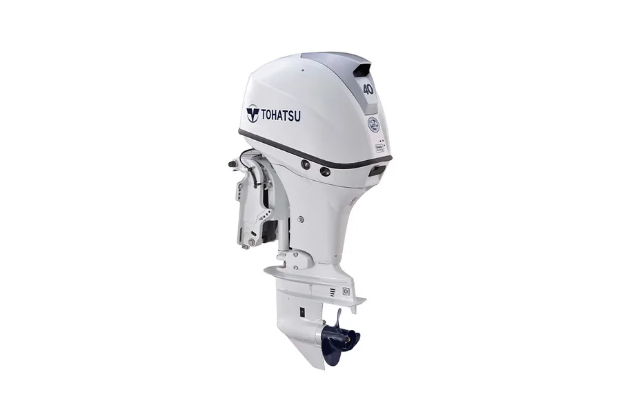 Tohatsu MFS140AWETL 140 HP Outboard Motor