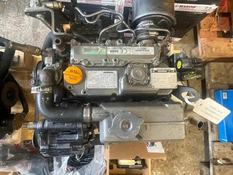 Used Yanmar 3YM30 Inboard Diesel2
