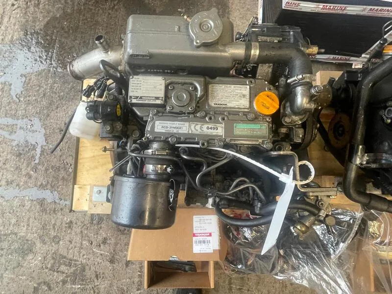 Used Yanmar 3YM30 Inboard Diesel3