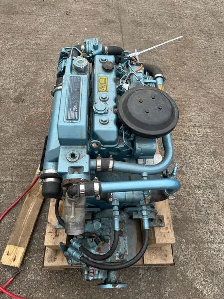 Used Perkins M65 Inboard Diesel4