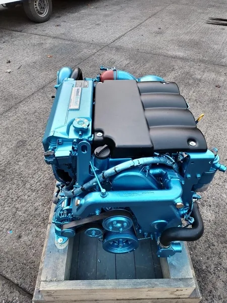 Volvo Penta D12 615 615HP Marine Diesel Engine2