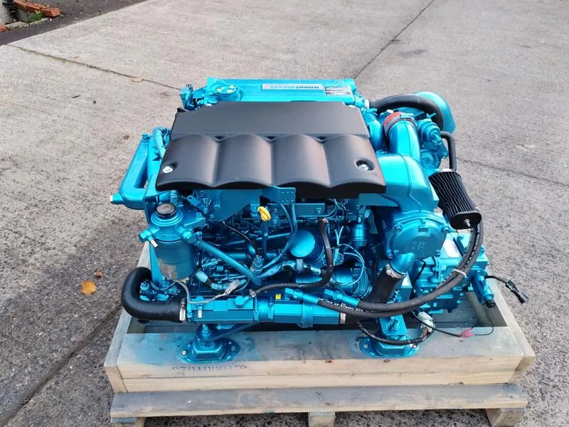 Volvo Penta D12 615 615HP Marine Diesel Engine3