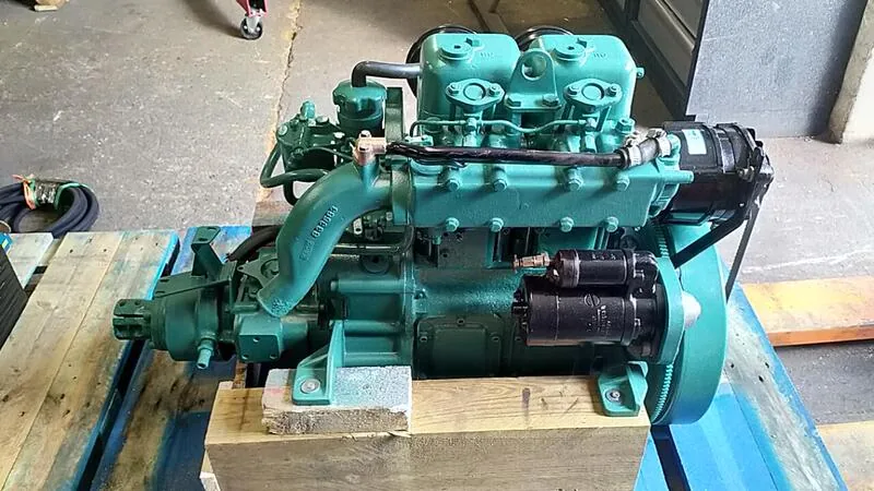 Used Volvo Penta MD11C 23HP Marine Diesel Engine3