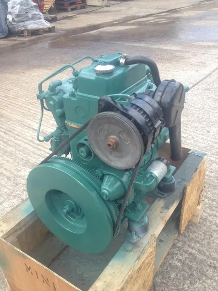 Used Volvo Penta MD7a 13.5HP Marine Diesel Engine2