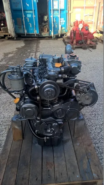 Used Yanmar 3JH25A 25hp Marine Diesel Engine2
