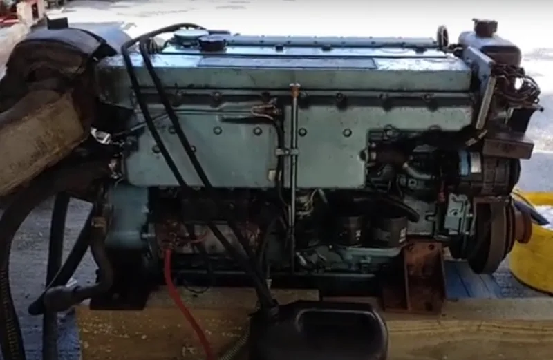 Used Perkins Sabre M225TI 225HP Bobtail Marine Diesel Engine