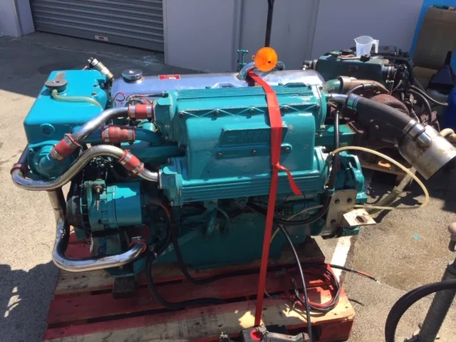 Used Ford Sabre 350C 350HP Marine Diesel Engine