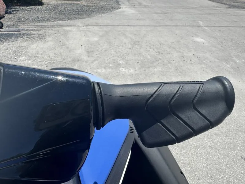 New 2025 Sea-Doo Spark™ for 3 Rotax® 900 ACE™ – 90 CONV with iBR & Audio For Sale