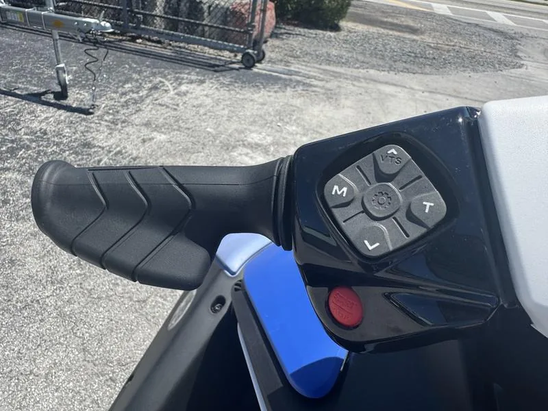 New 2025 Sea-Doo Spark™ for 3 Rotax® 900 ACE™ – 90 CONV with iBR & Audio For Sale