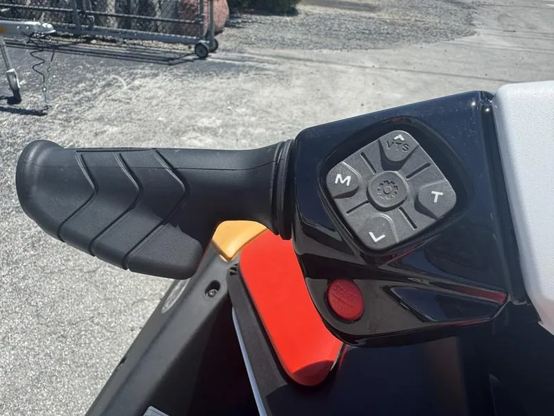 2025 Sea-Doo Spark™ for 3 Rotax® 900 ACE™ – 90 CONV with iBR & Audio For Sale