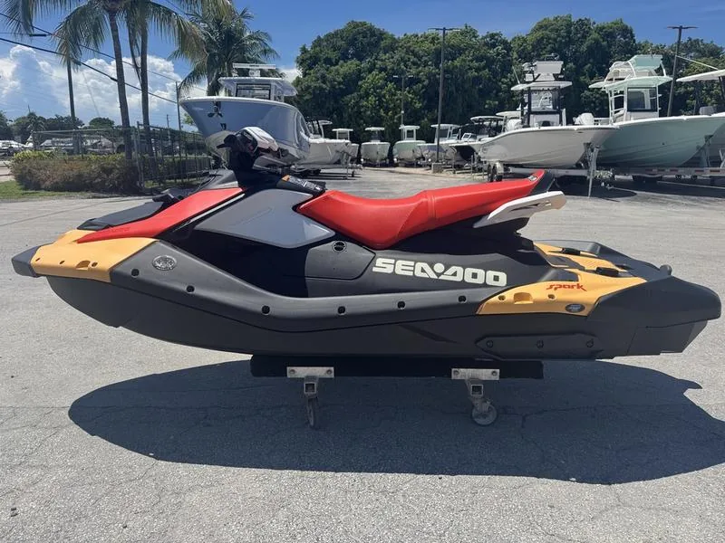 2025 Sea-Doo Spark™ for 3 Rotax® 900 ACE™ – 90 CONV with iBR & Audio For Sale