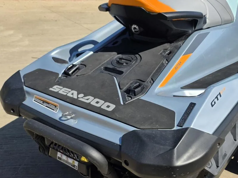 2024 Sea-Doo GTI™ SE 130 iBR Tech, Audio, iDF, iBR