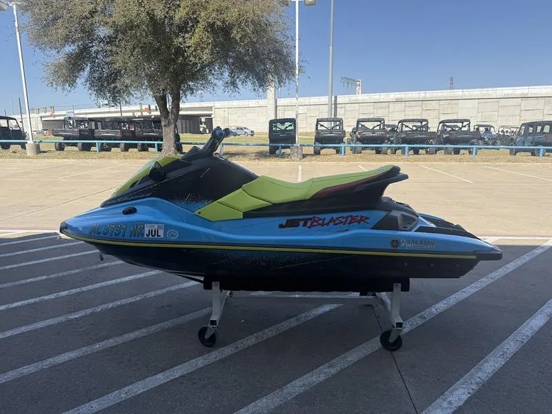 2022 Yamaha JetBlaster®