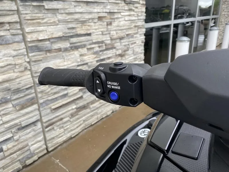New 2024 Yamaha VX® Deluxe
