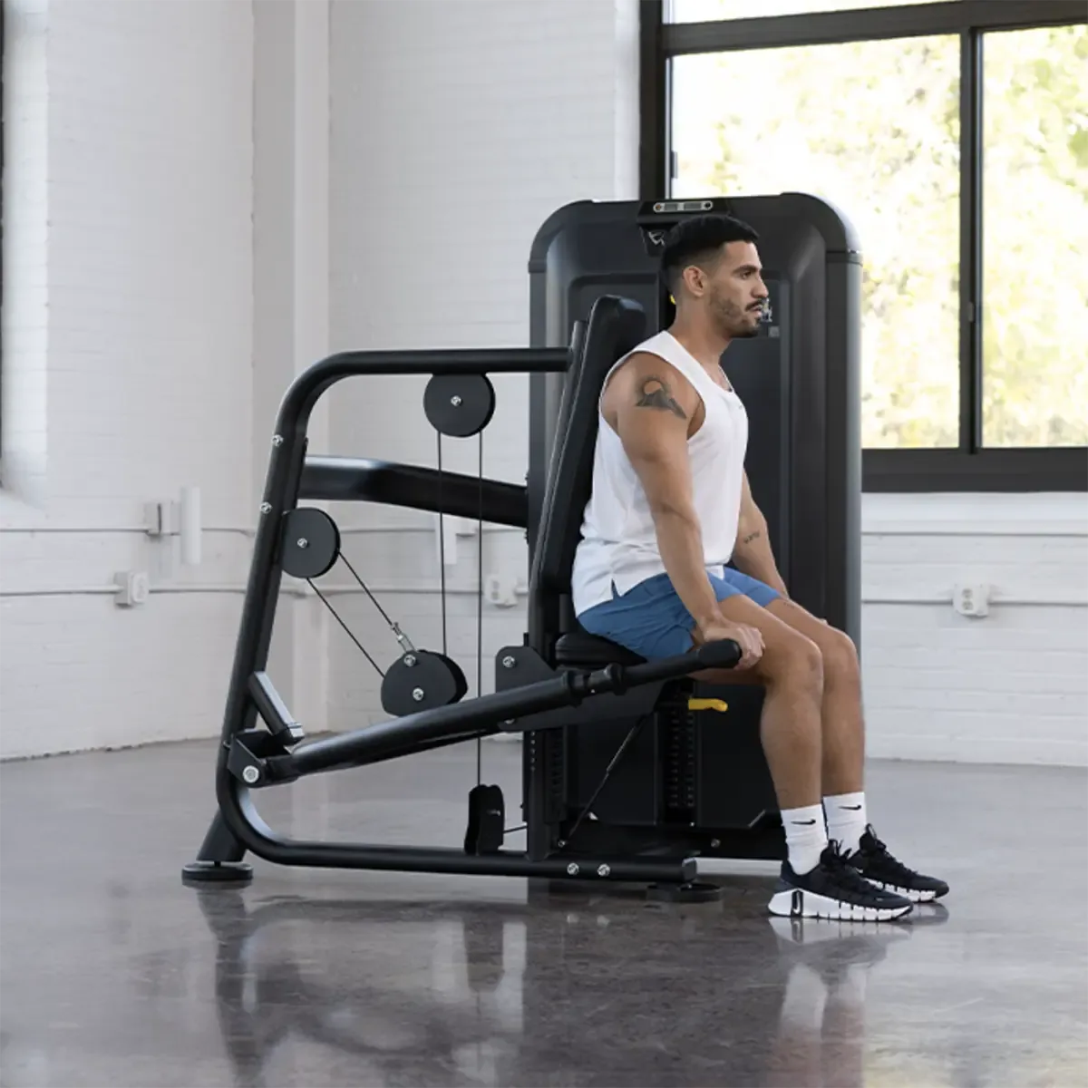 Vision Keystone Commercial upper-arm training machine with 107 kg weight stack