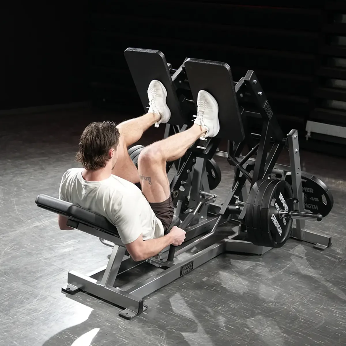Hammer Strength lower-body machine with unilateral workarms