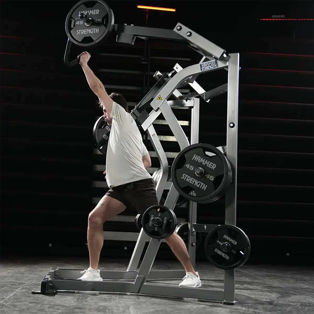 Hammer Strength power machine with band pegs and ergonomic handles