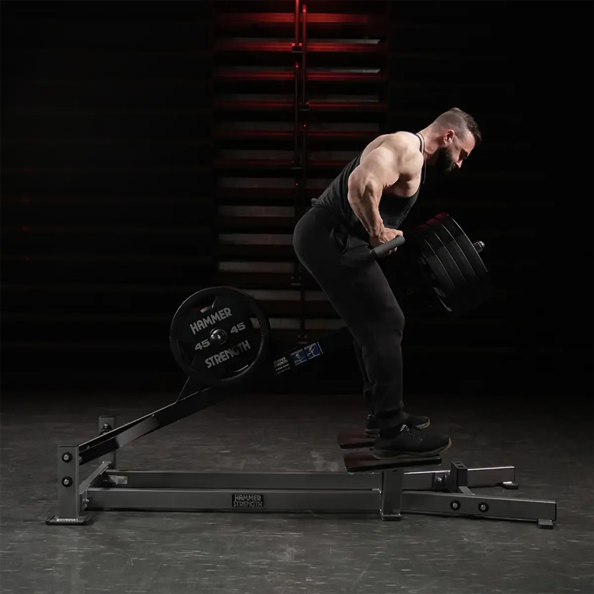 Hammer Strength Plate-loaded T-Bar row with wide and neutral grip handles