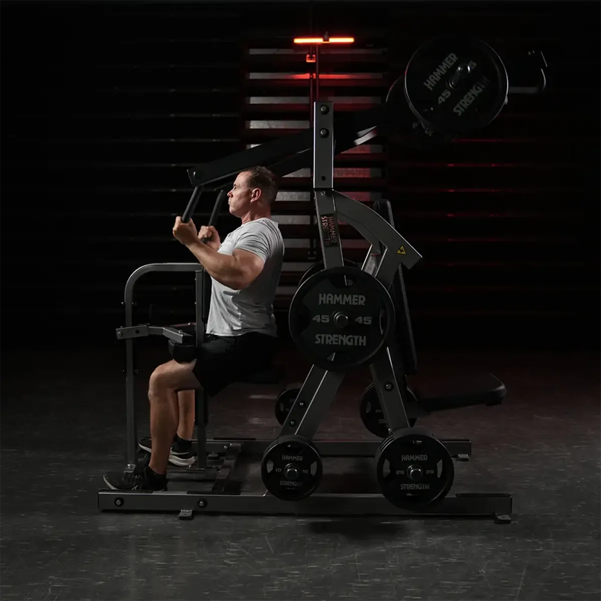 Hammer Strength Plate-Loaded Iso-Lateral Chest:Back with unilateral motion