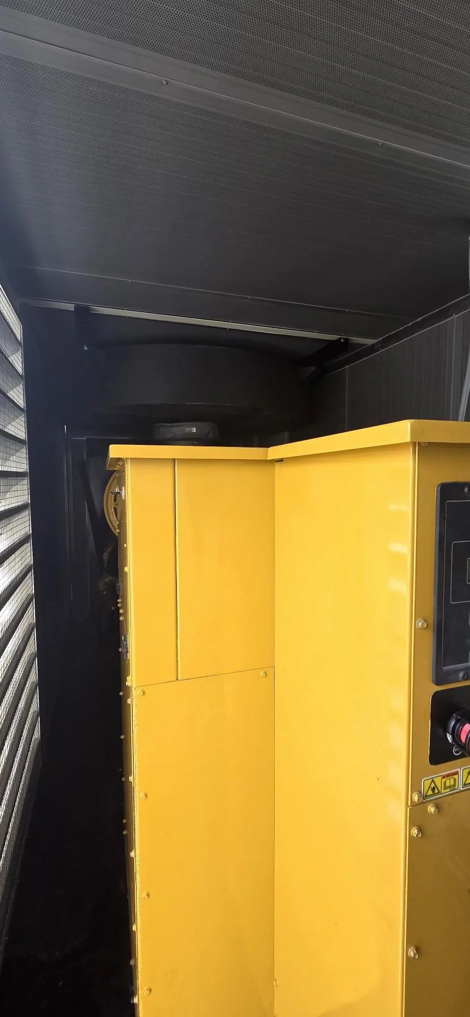 Cat XQ1000 – 1000KW Tier 2 Diesel Power Module – Low Hours