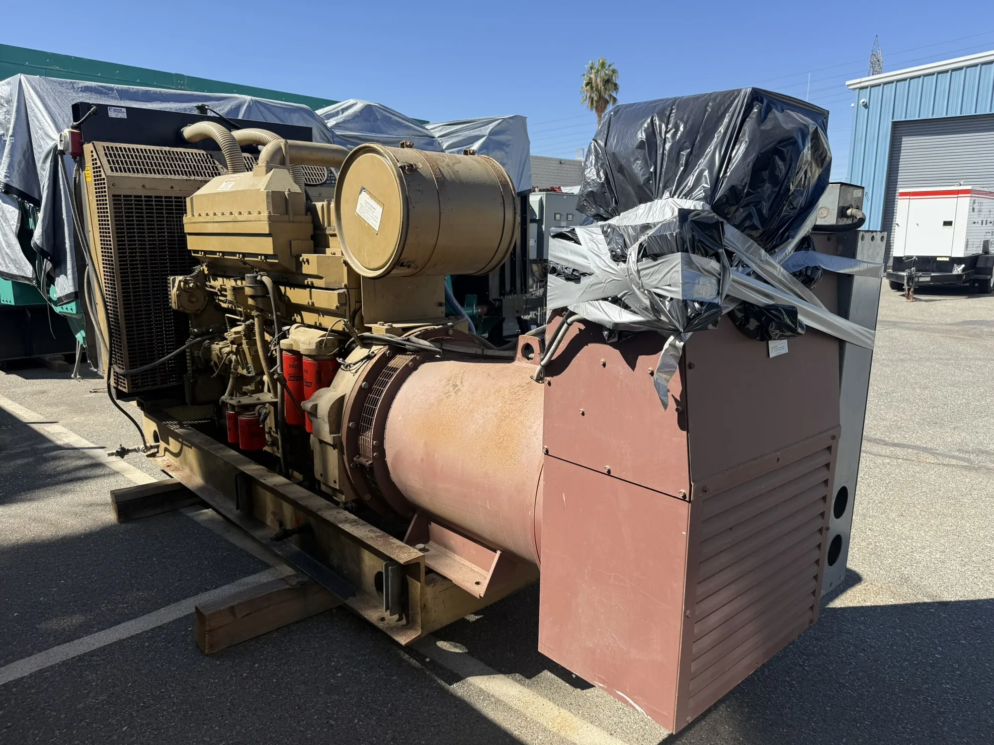 Cummins KTA19/KTA1150G– 350KW Diesel Generator Set