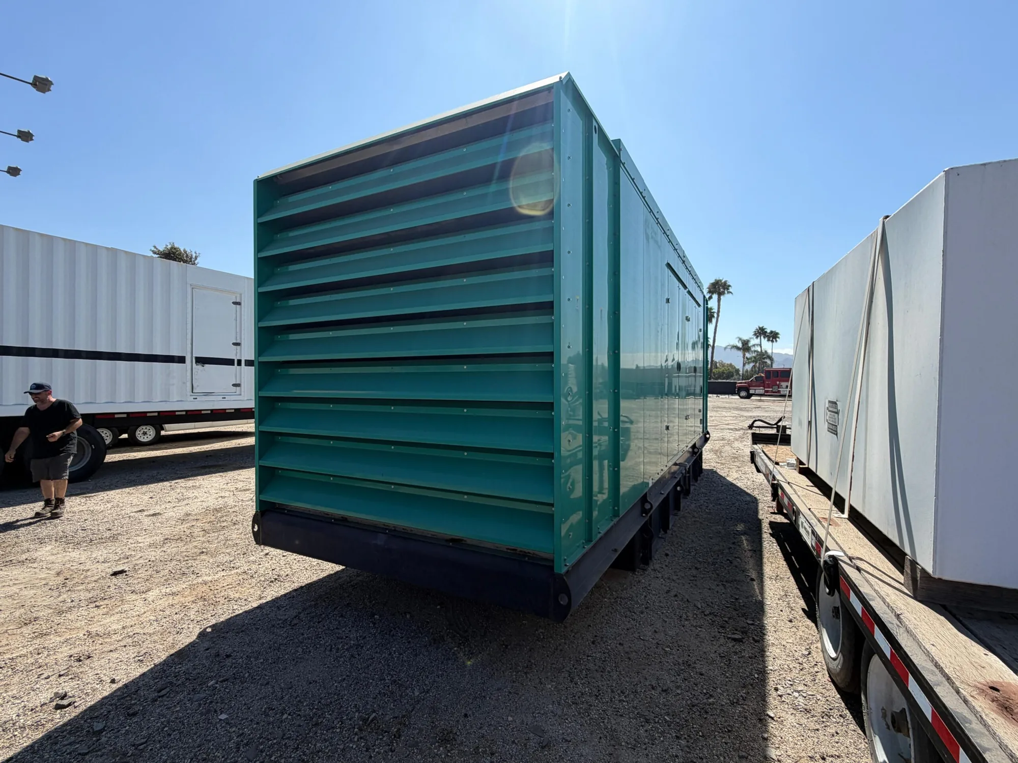 Cummins DQFAD / QST30 – 1000KW Tier 2 Diesel Generator Sets (2 Available)