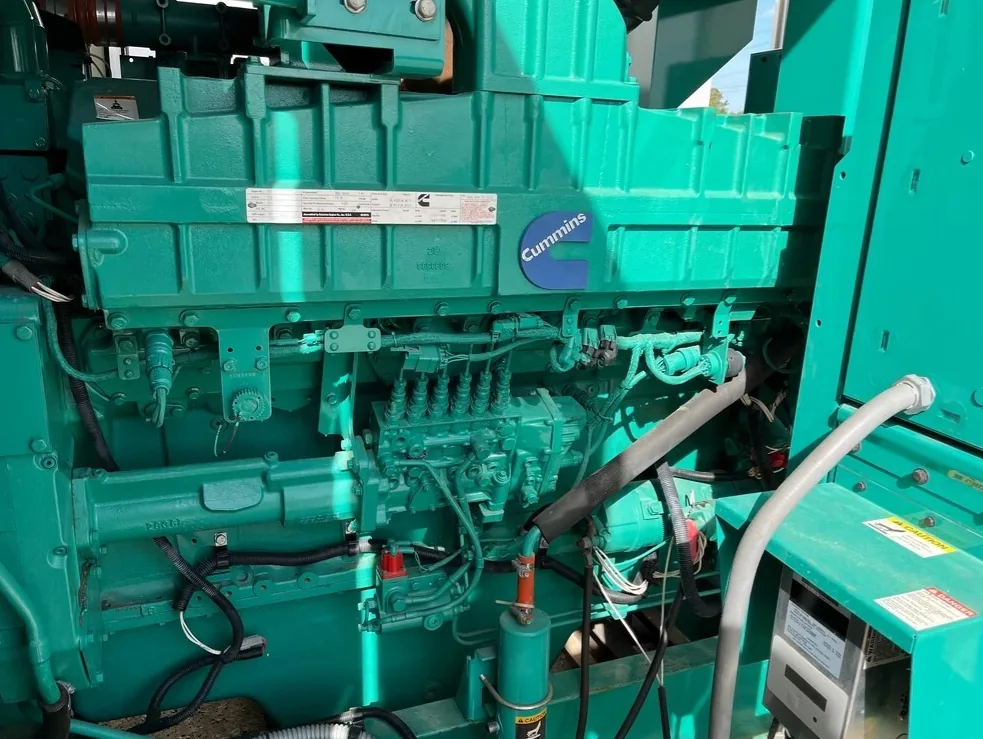Cummins DQFAA / QST30 – 750KW Tier 2 Diesel Generator Set