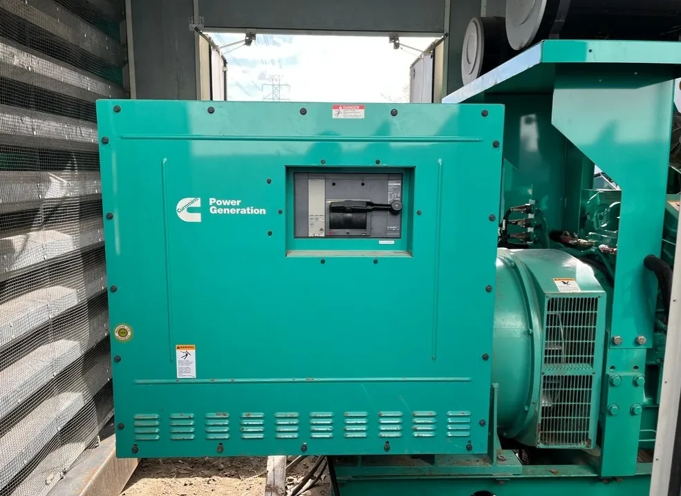 Cummins DQFAA / QST30 – 750KW Tier 2 Diesel Generator Set