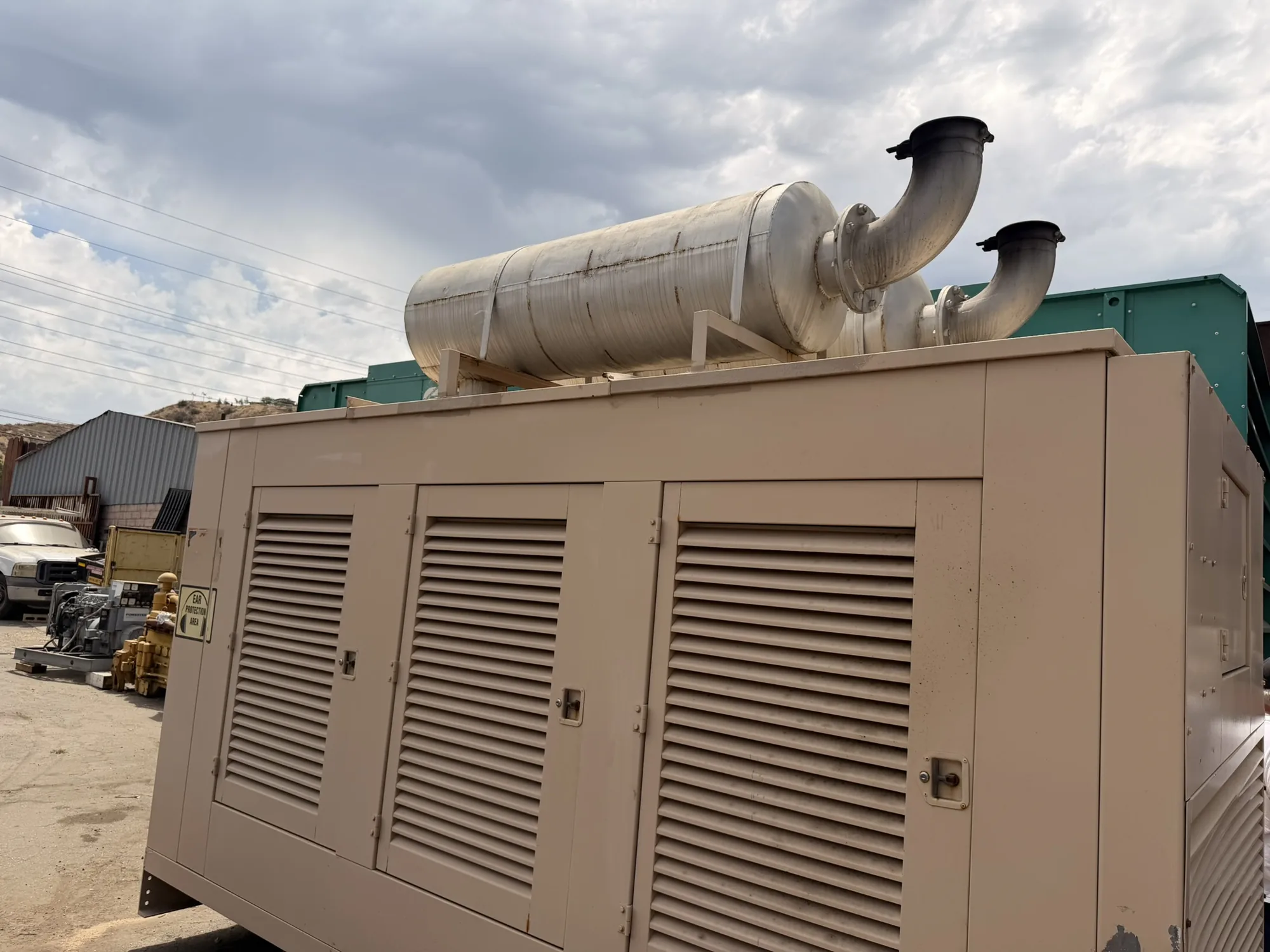 Detroit Diesel 16V92TA – 700KW Diesel Generator Set