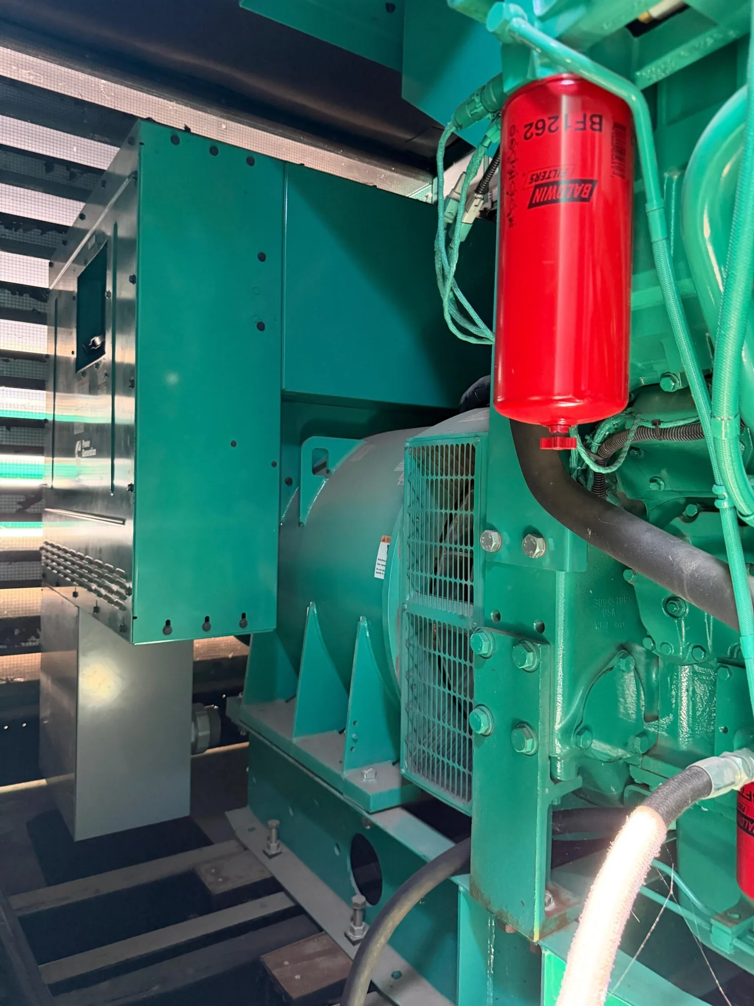 Cummins DQFAD / QST30 – 1000KW Tier 2 Diesel Generator Sets (2 Available)