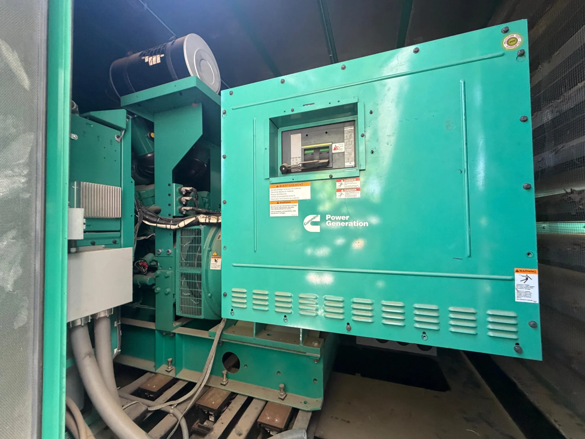 Cummins DQFAD / QST30 – 1000KW Tier 2 Diesel Generator Sets (2 Available)