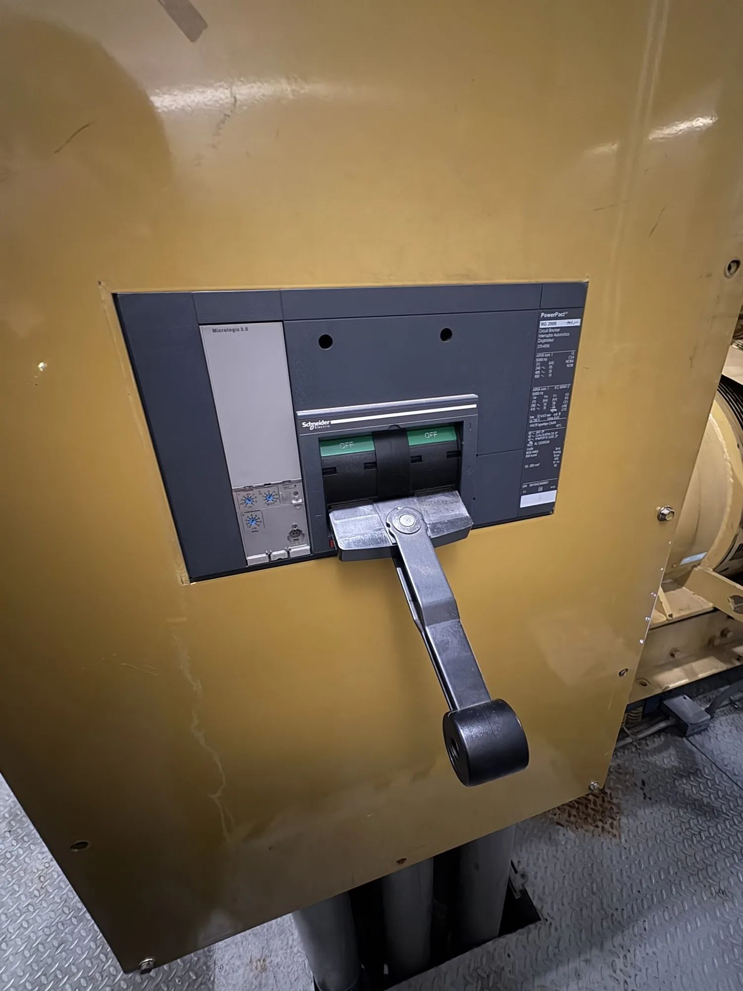 Caterpillar 3512 – 1250KW Enclosed Diesel Generator Set (2 AVAILABLE)