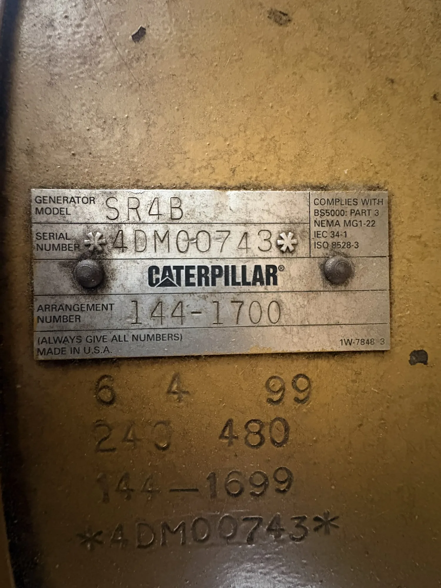 Caterpillar 3512 – 1250KW Enclosed Diesel Generator Set (2 AVAILABLE)