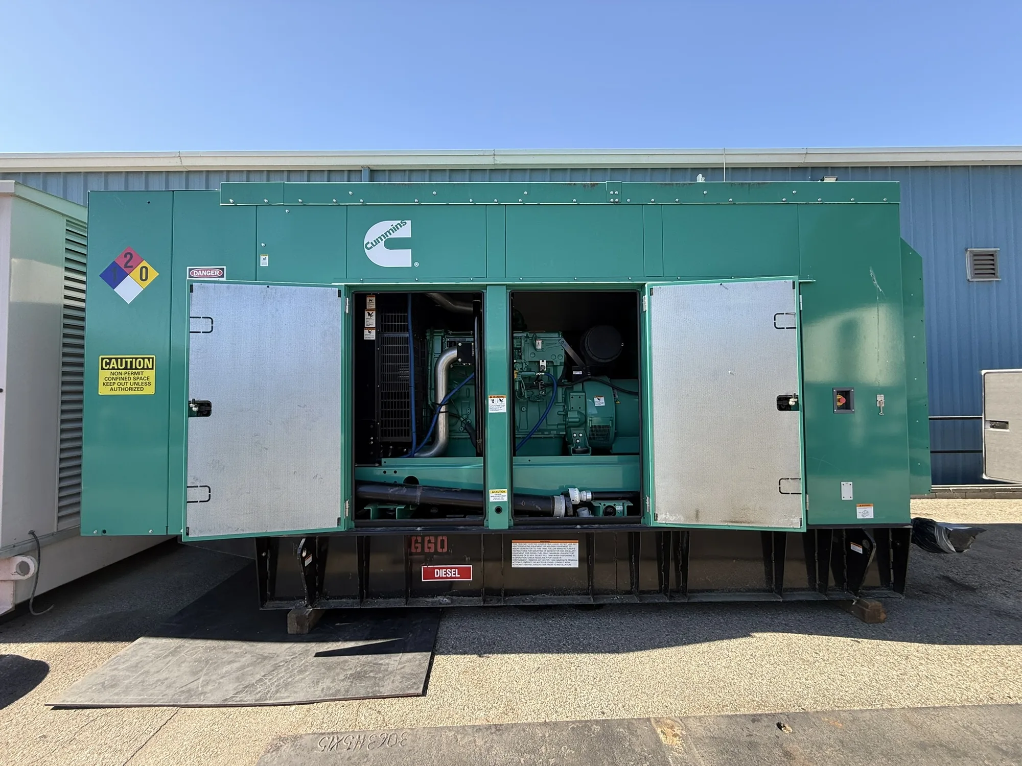 Cummins DFEK / QSX15 – 500KW Tier 2 Diesel Generator Set