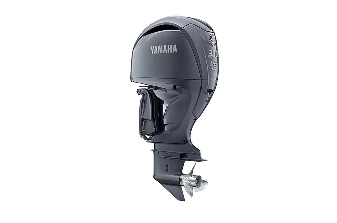 Yamaha 300HP LF300XCB DEC Counter Rotation Outboard – 25″ Shaft